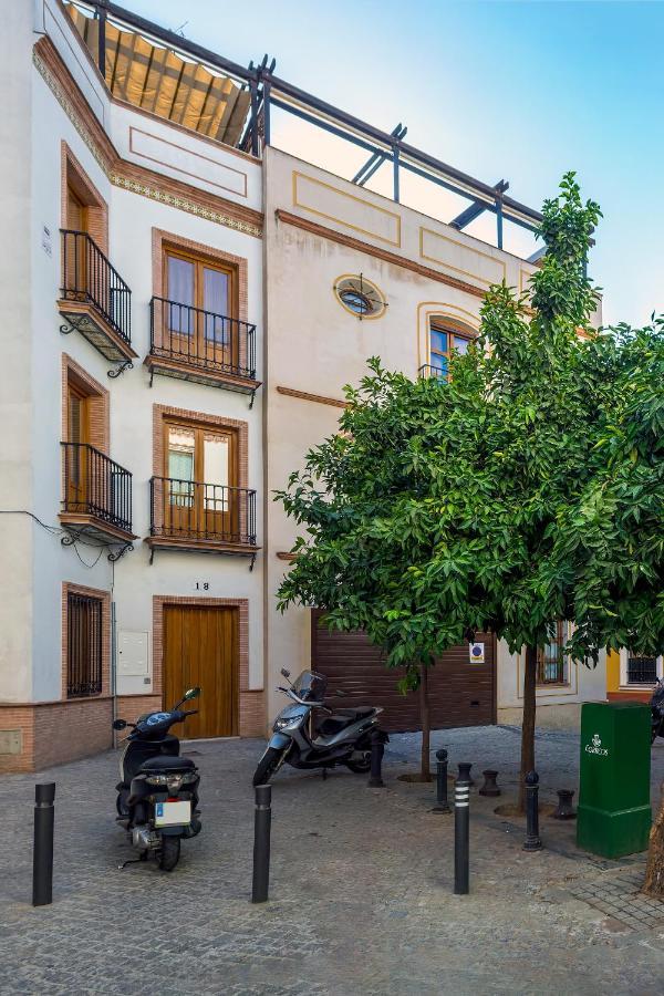 Descubrehome Postigo Inner Patio Seville Exterior photo